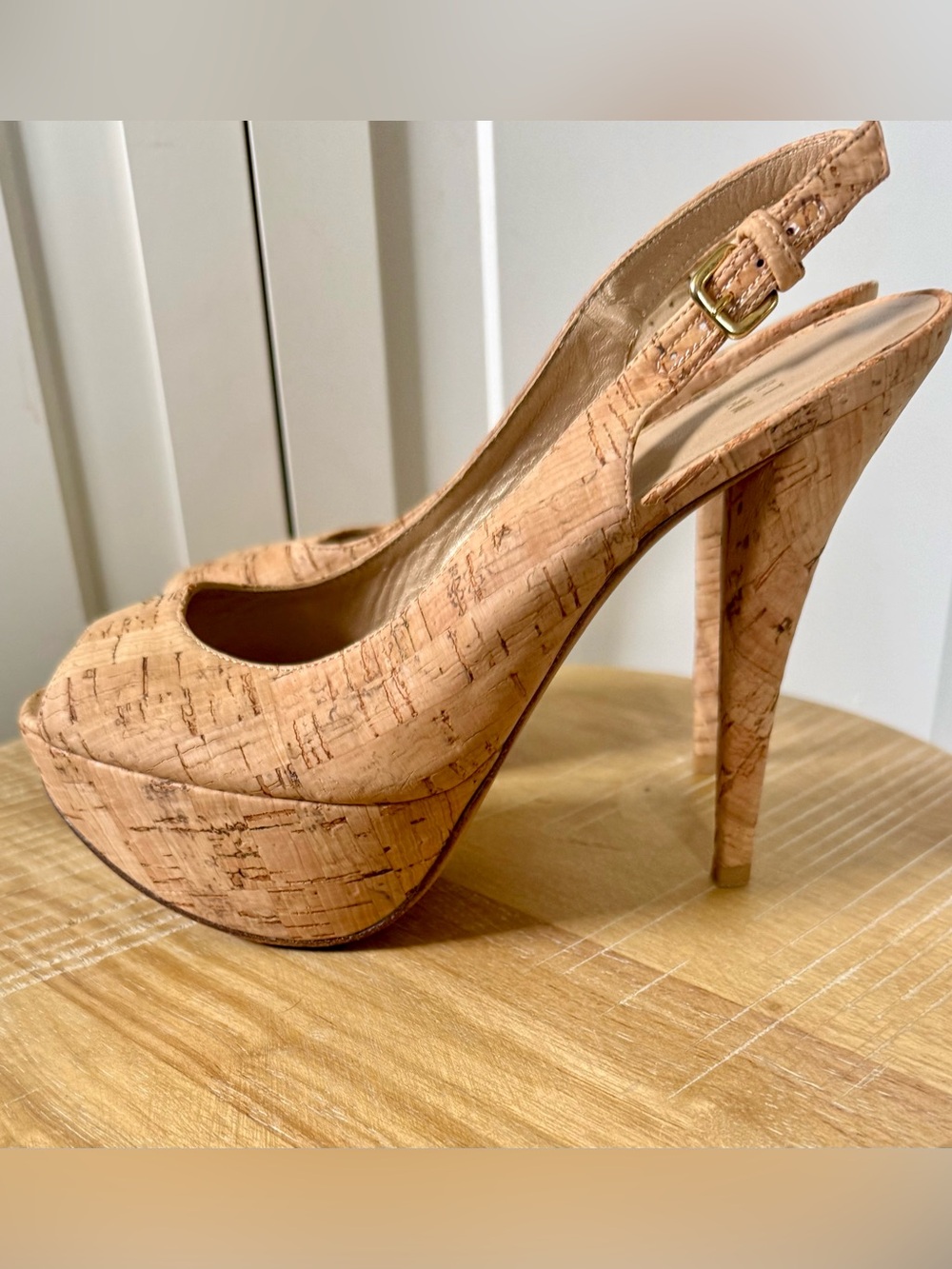 LIKE NEW!!! Stuart Weitzman Classic Cork Platform Slingback Heels - Size 6.5